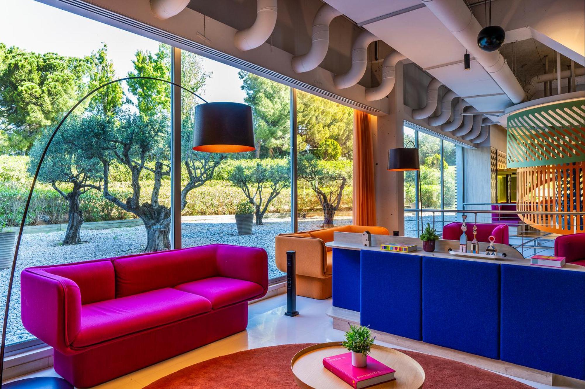 Ibis Styles Barcelona Sant Joan Despi Hotel Exterior photo