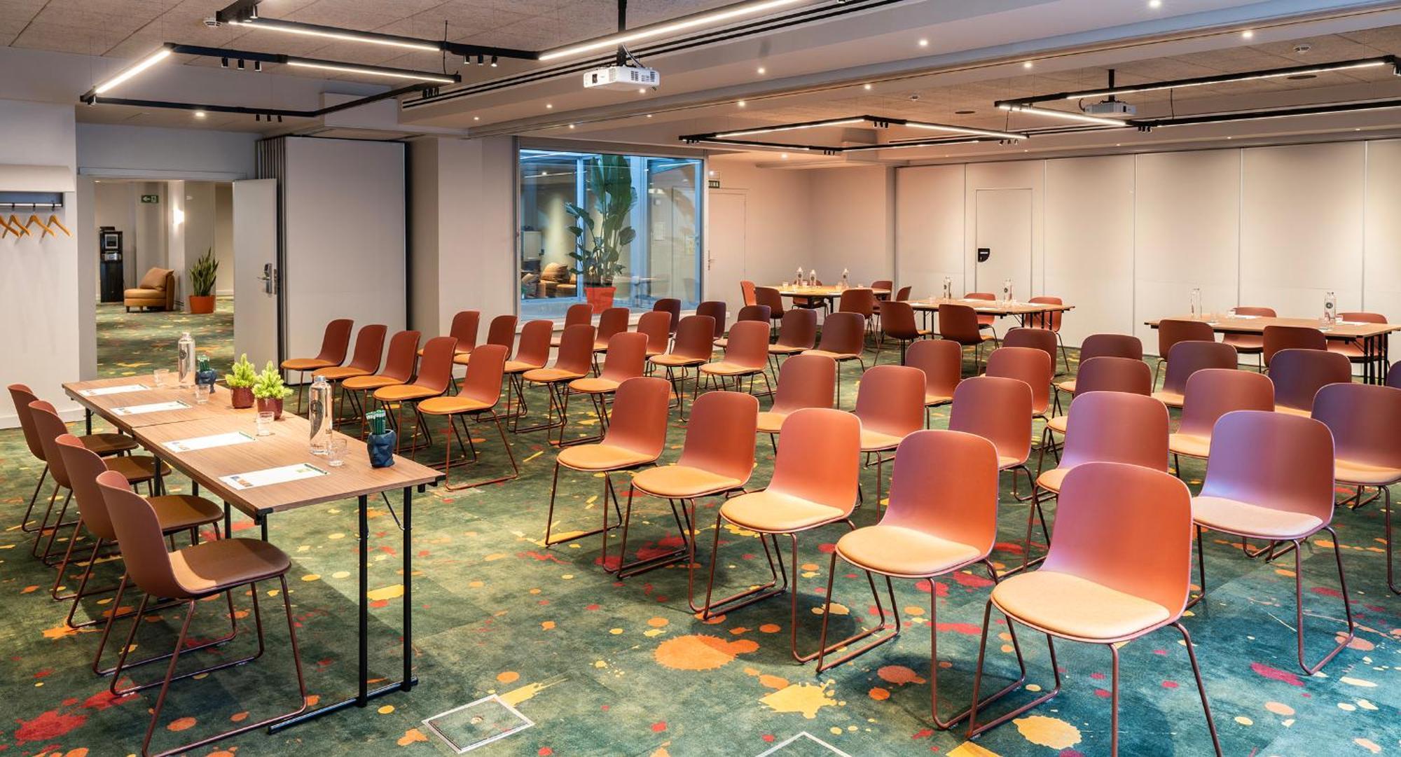 Ibis Styles Barcelona Sant Joan Despi Hotel Exterior photo